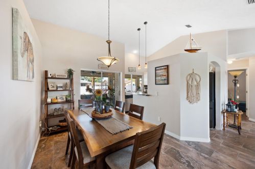 451 Raymond Ln, Fort Pierce FL  34983-1131 exterior