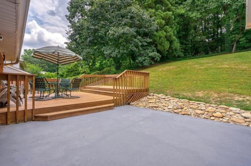 3559 Hidden Acres Dr, Atlanta GA 30340-4449 exterior