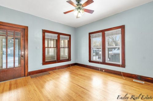 73 Grant St, Cedar Springs MI 49319-5129 exterior