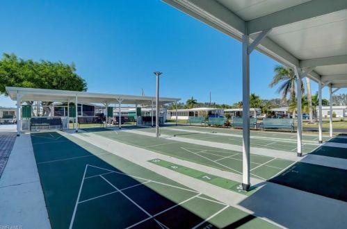 103 Jasmine Ln, Naples FL 34114-8111 exterior