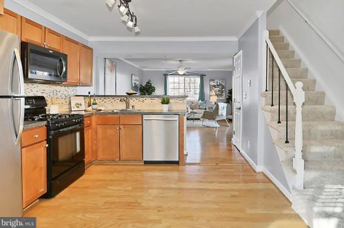 5260 Maris Ave, Alexandria VA  22304-1904 exterior