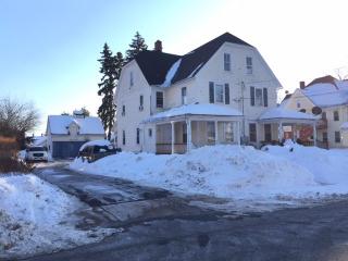 50 Ridge St, Manchester, CT 06040-4934