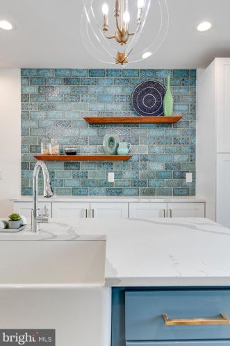 1009 Greenwich St, Philadelphia PA 19147-6409 exterior