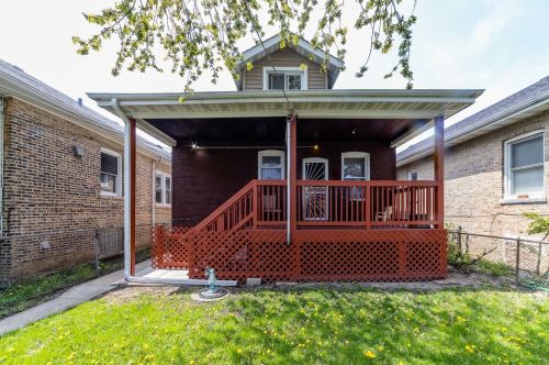 8237 Bishop St, Chicago IL 60620-3925 exterior