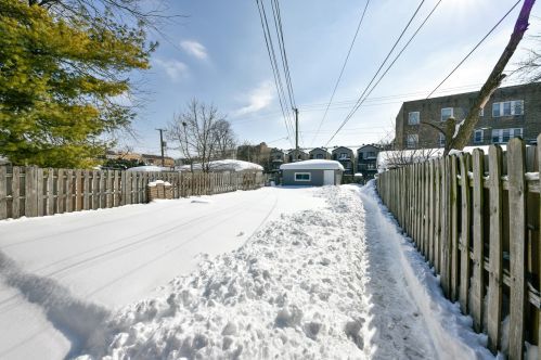 5029 West End Ave, Chicago IL 60644-2156 exterior