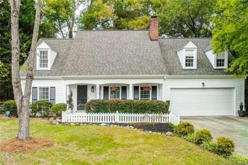 8534 Ducksbill Dr, Charlotte NC  28277-5655 exterior