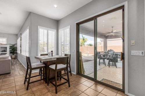 2146 Buena Vis Dr, Chandler AZ 85249-4608 exterior