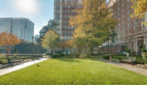 30 5th St, Atlanta GA  30308-1106 exterior