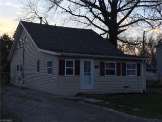 332 Devonshire Rd, Vermilion, OH 44089-2222