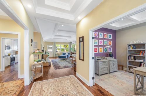 114 Kokololio Pl, Honolulu HI 96821-2562 exterior