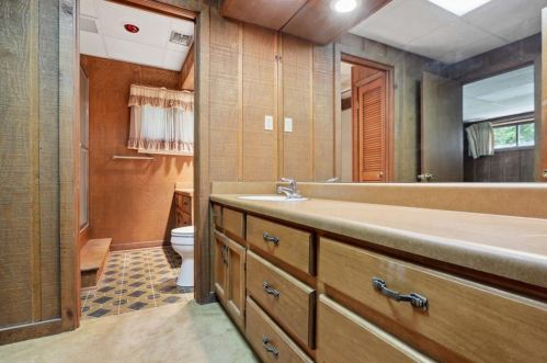 1768 Morris Landers Dr, Atlanta GA  30345-4102 exterior