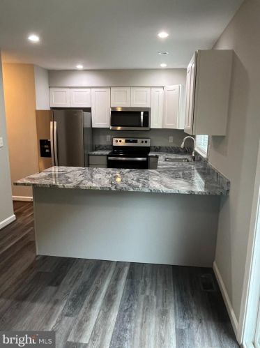 355 Crescendo Way, Silver Spring MD  20901-5020 exterior