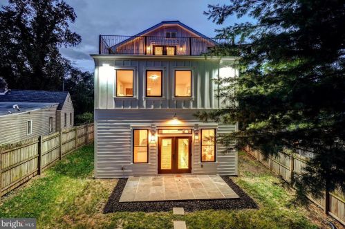 102 Ritchie Ave, Silver Spring MD  20910-5112 exterior