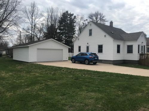 510 Eau Claire St, Canton, WI 54868-1508