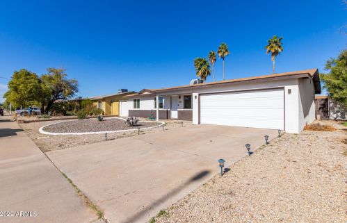 1210 Carla Vista Dr, Chandler AZ  85224-4351 exterior