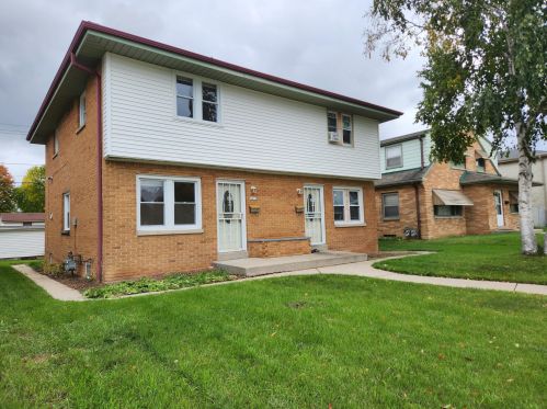 4676 76th St, Milwaukee, WI 53220-3721