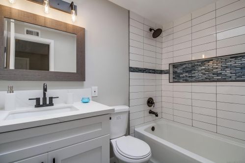 6979 Bobhird Dr, San Diego CA  92119-2021 exterior