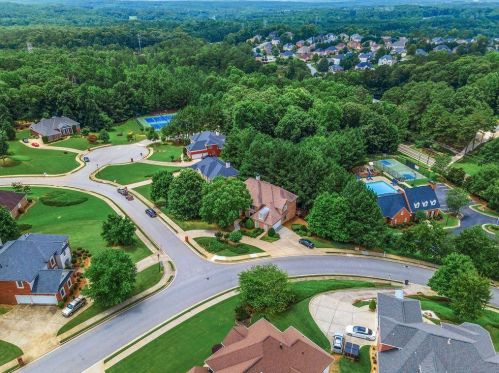 2551 Essex Ln, Atlanta GA 30331-7855 exterior