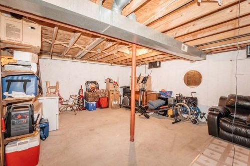 3901 Tupelo St, Milwaukee WI 53224-4130 exterior