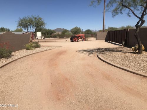 36236 11 Ave, Phoenix AZ 85013-3074 exterior