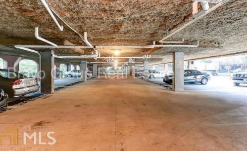 4333 Dunwoody St, Atlanta GA 30338-0012 exterior