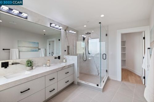 524 Cragmont Ave, Berkeley CA 94708-1207 exterior