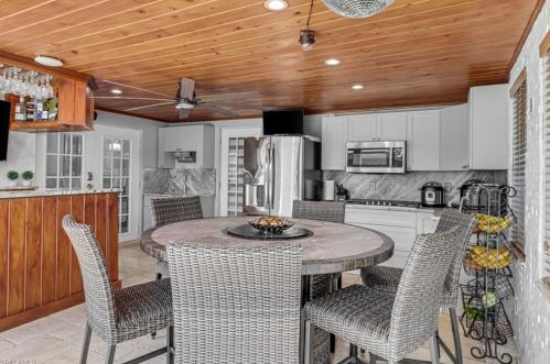 4442 18 Ave, Naples FL 34117-0091 exterior