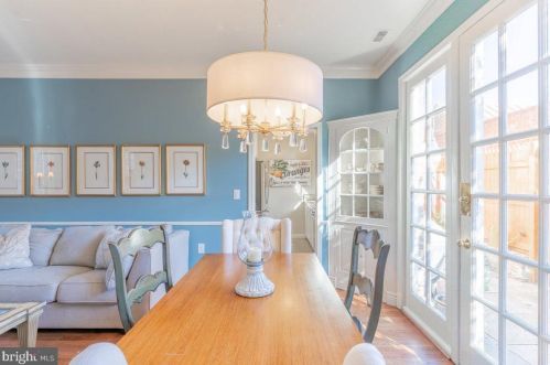 411 Fairfax St, Alexandria VA 22314-3809 exterior