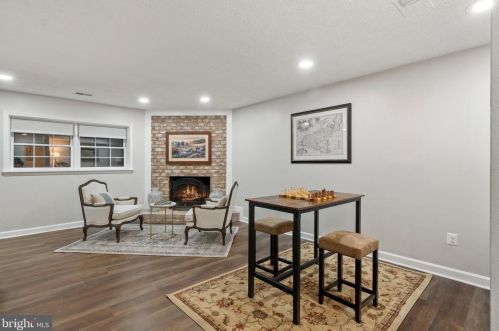 5205 Cottingham Pl, Alexandria VA  22304-3535 exterior