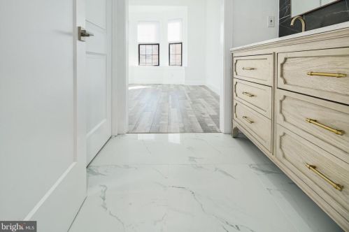 2238 17th St, Philadelphia PA  19132-4403 exterior