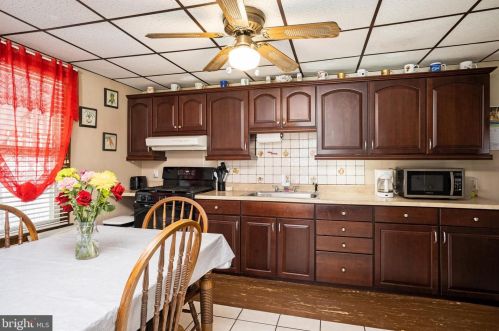 518 Schiller Ave, Trenton NJ 08610-6029 exterior