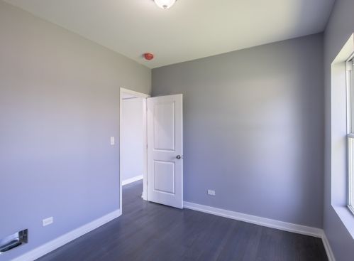 644 115 St, Chicago IL 60655-2806 exterior