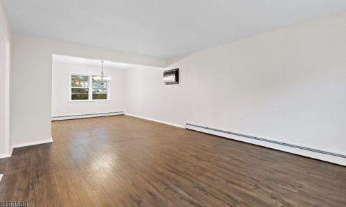 35 Pasadena Pl, Paterson NJ  07506-3413 exterior