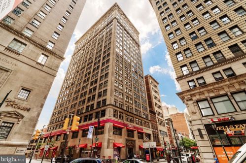 1500 Chestnut St, Philadelphia PA  19102-2737 exterior