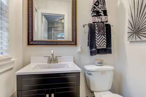 1816 Natoma Ave, Chicago IL  60707-3918 exterior