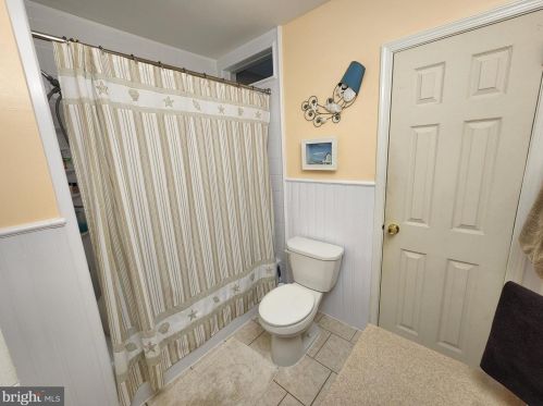 70 Hidden Vly Rd, Chester PA 19014-2534 exterior