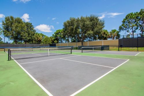 10317 Crosby Pl, Fort Pierce FL  34986-3055 exterior