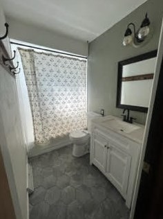 12109 Cleveland Ave, Milwaukee WI 53227-2909 exterior