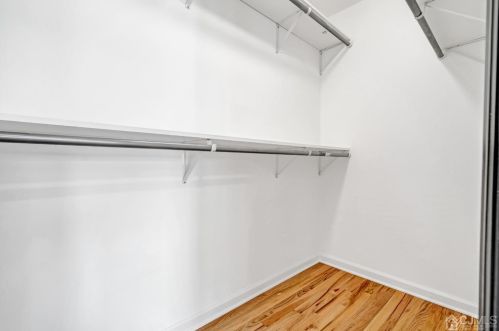 22 Stiles Rd, Edison NJ  08817-4137 exterior