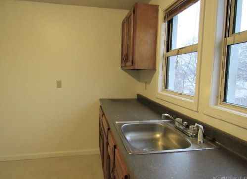 54 Washington St, Wallingford CT  06492-3530 exterior