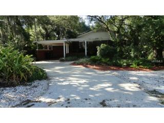 803 Lowry Ln, Tampa, FL 33604-4711
