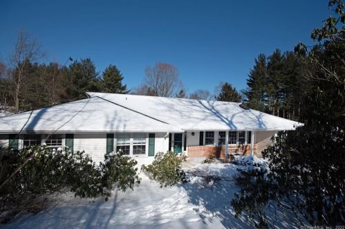 97 Holmes Rd, Ridgefield CT  06877-4303 exterior