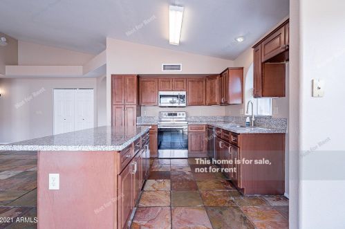 15026 46 Pl, Phoenix AZ 85042-5308 exterior
