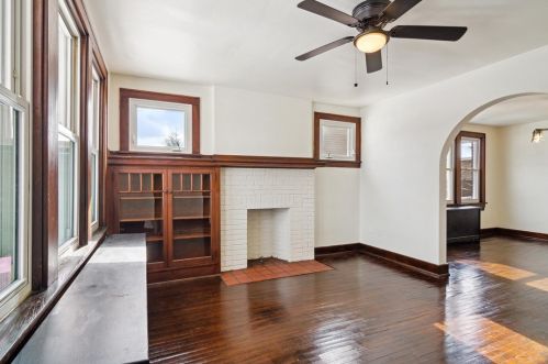 1614 Aurelius St, Pittsburgh PA 15218-2320 exterior