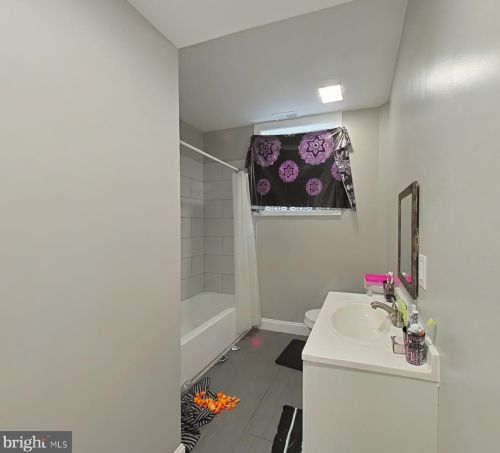 6217 Chestnut, Philadelphia PA 19104-3120 exterior