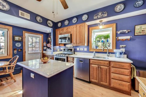 6207 Moody Ave, Chicago IL 60638-4313 exterior