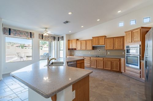 63484 Cat Claw Ln, Tucson AZ 85739-1267 exterior