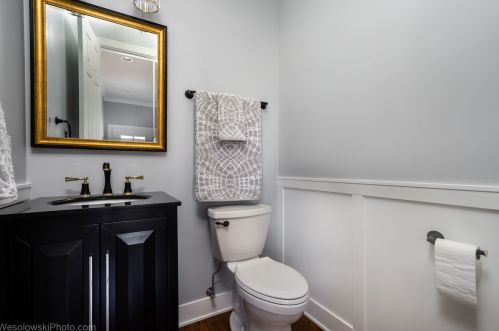 5520 Luna Ave, Chicago IL  60630-1312 exterior