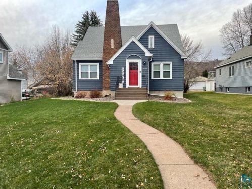 4721 4 St, Duluth MN 55807-2032 exterior