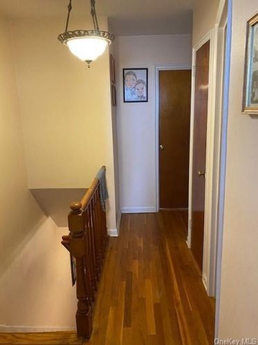 903 Brinsmade Ave, Bronx NY 10465-1903 exterior